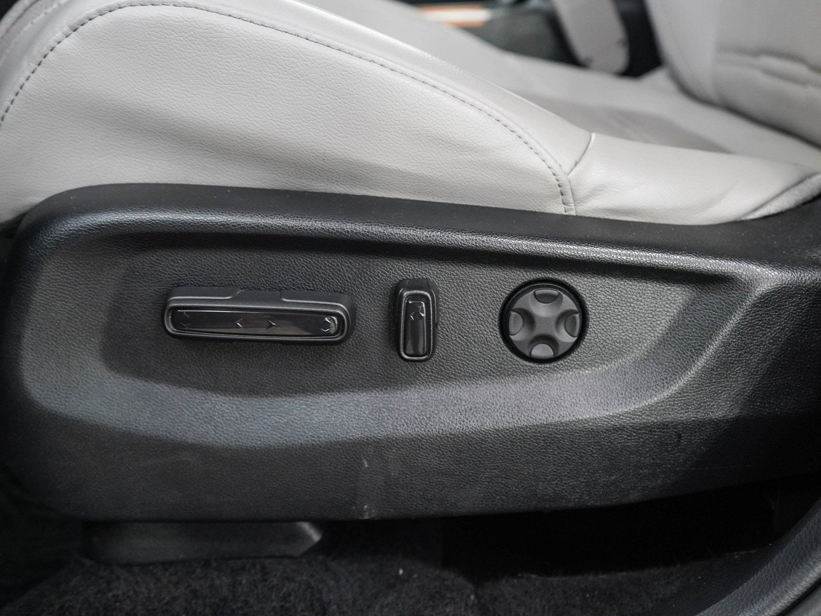Used 2021 Honda CR-V Touring image 28