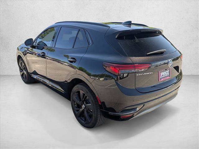 Used 2022 Buick Envision Essence w/ Sport Touring Package image 7