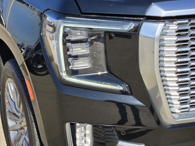 Used 2023 GMC Yukon Denali w/ LPO, Floor Liner Package image 13