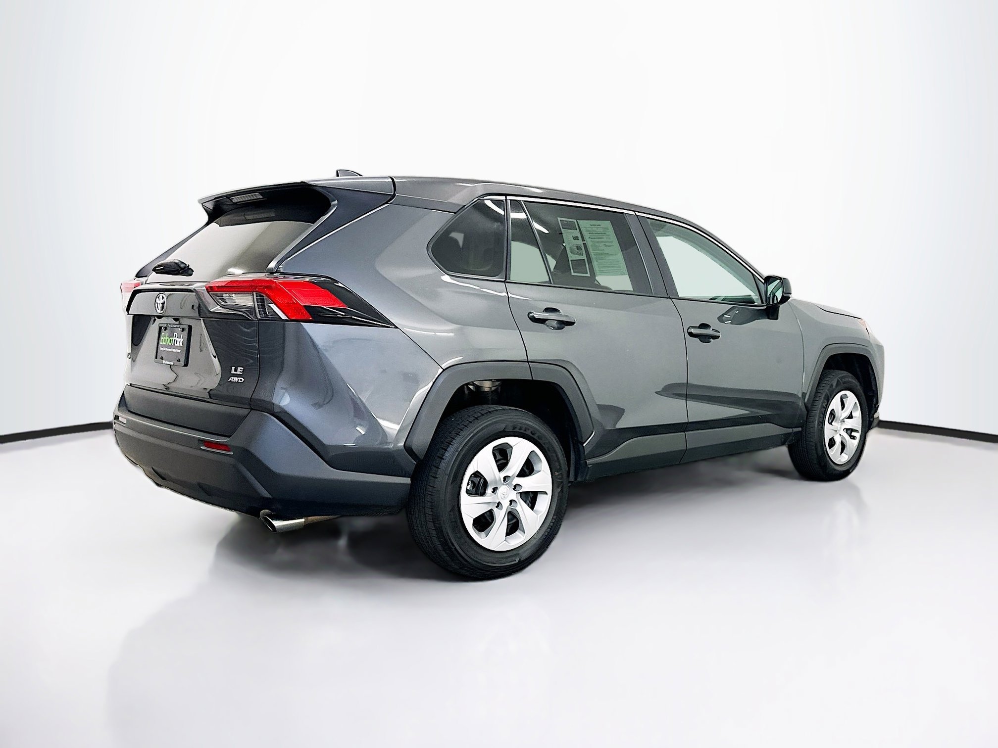 Used 2024 Toyota RAV4 LE image 7
