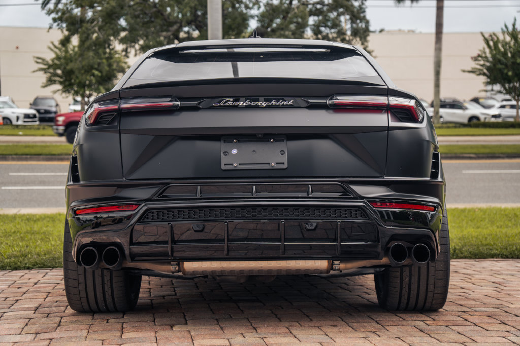 Used 2023 Lamborghini Urus S AWD/4WD image 4