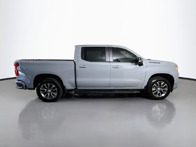 Used 2024 Chevrolet Silverado 1500 RST w/ Convenience Package II AWD/4WD image 11
