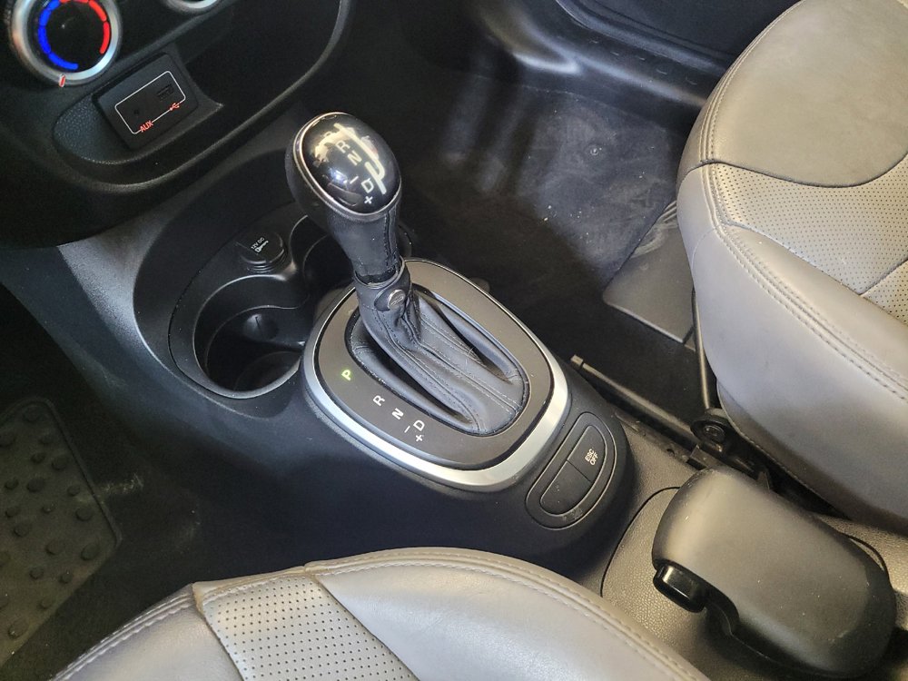 Used 2017 FIAT 500L Trekking FWD image 26