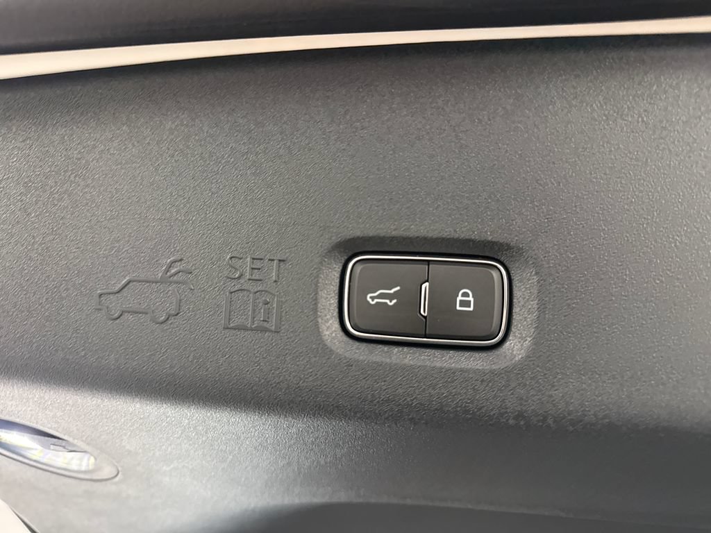 New 2027 Ford Expedition Max Active RWD image 10