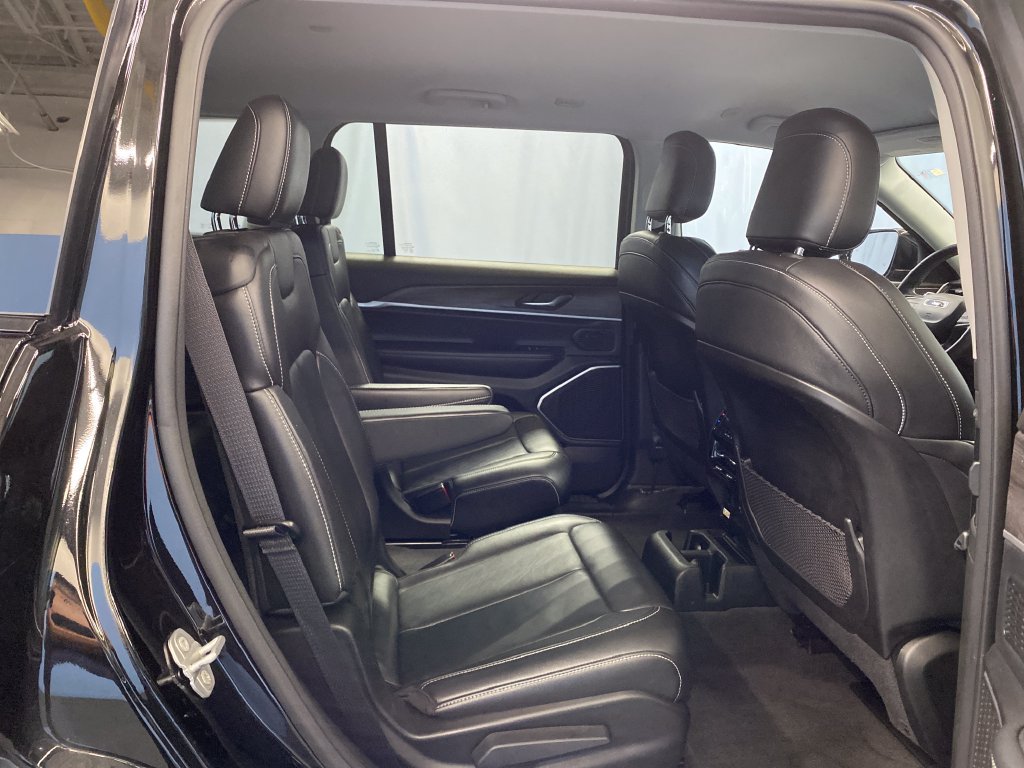 Certified 2021 Jeep Grand Cherokee L Limited AWD/4WD image 34