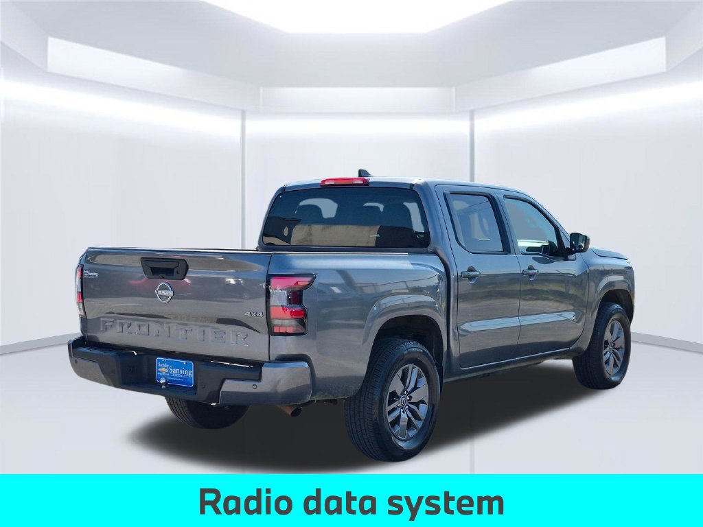 Used 2025 Nissan Frontier SV AWD/4WD image 6