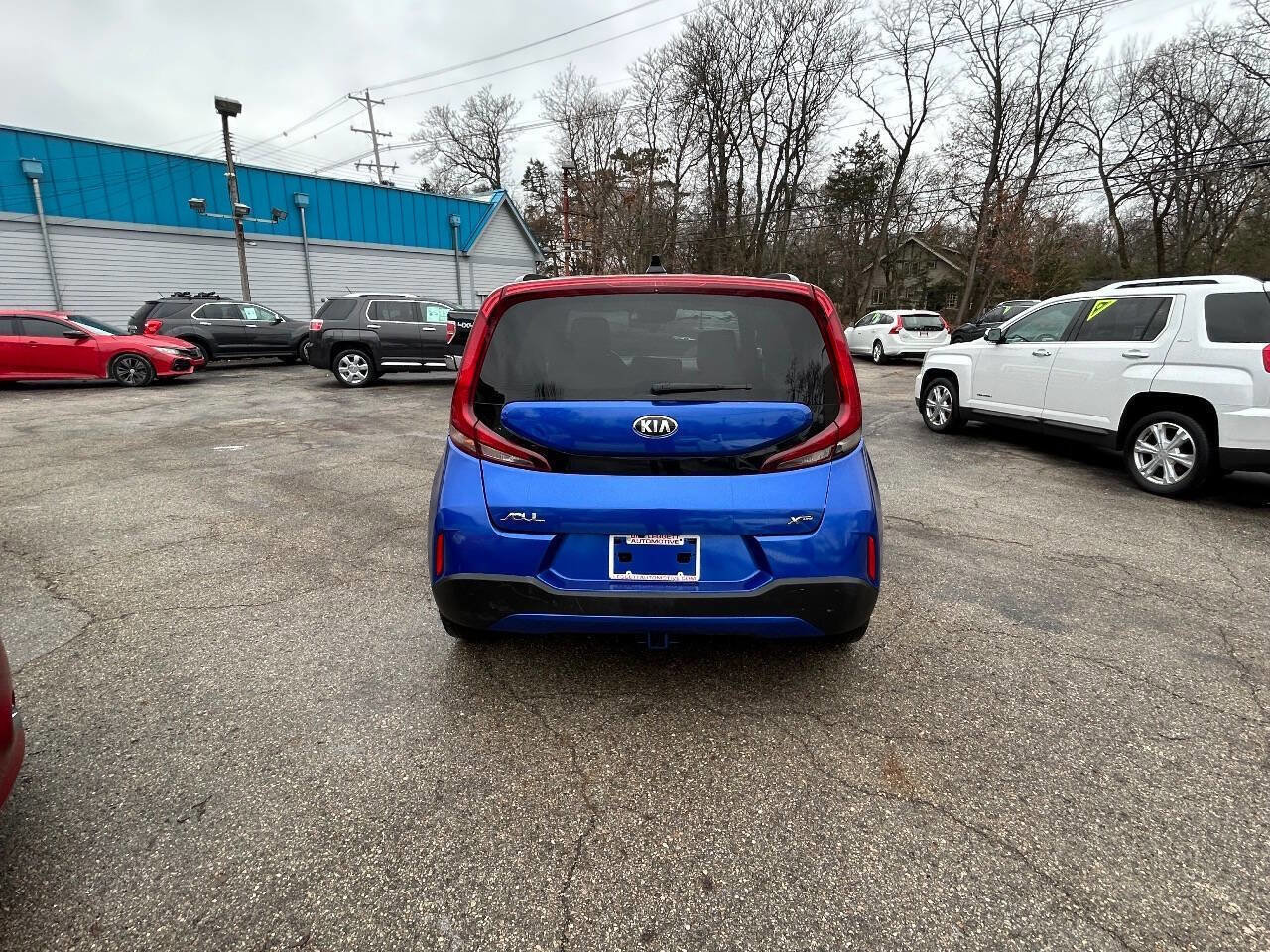 Used 2021 Kia Soul X-Line image 10