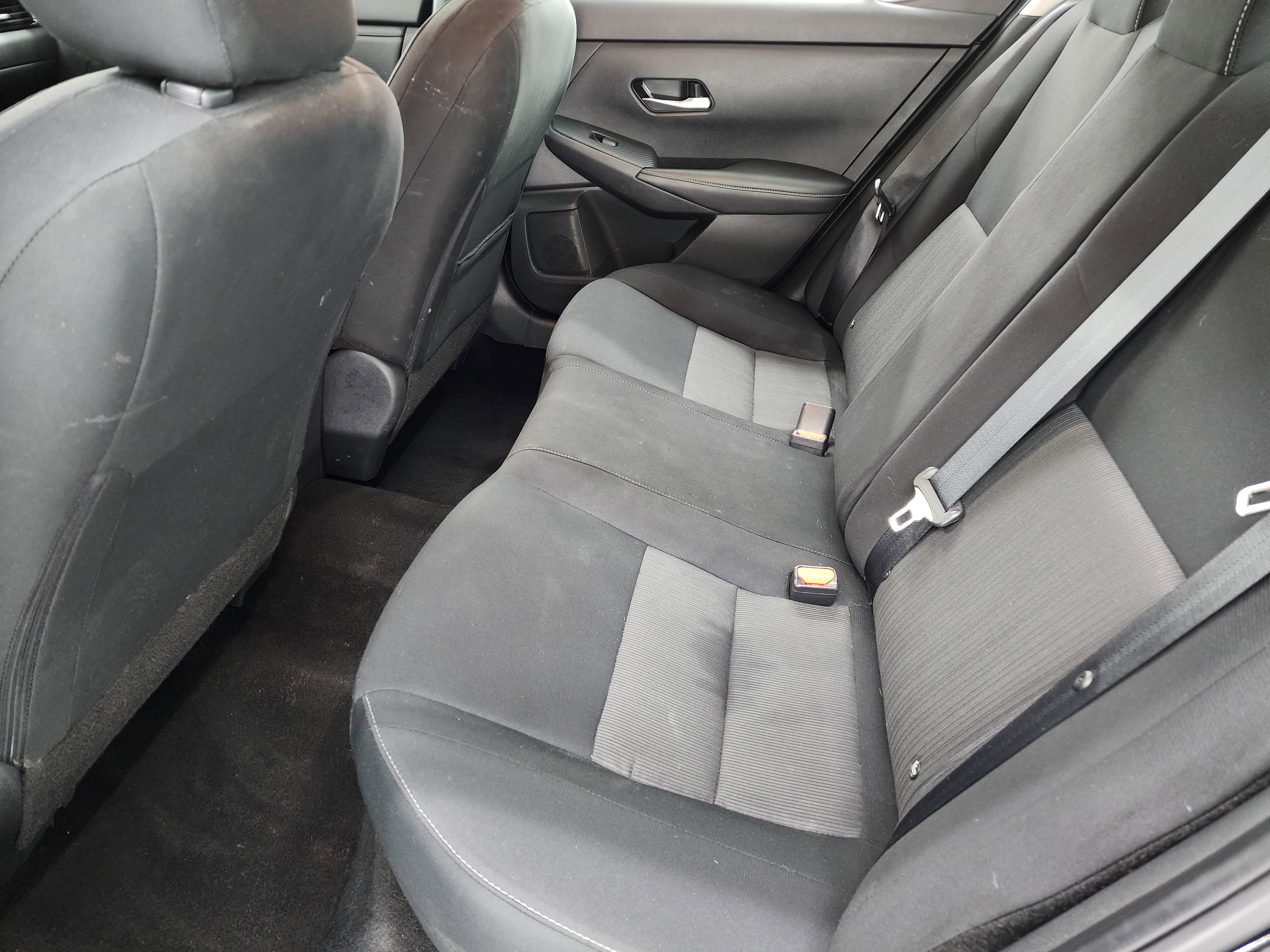 Used 2023 Nissan Sentra SV image 32