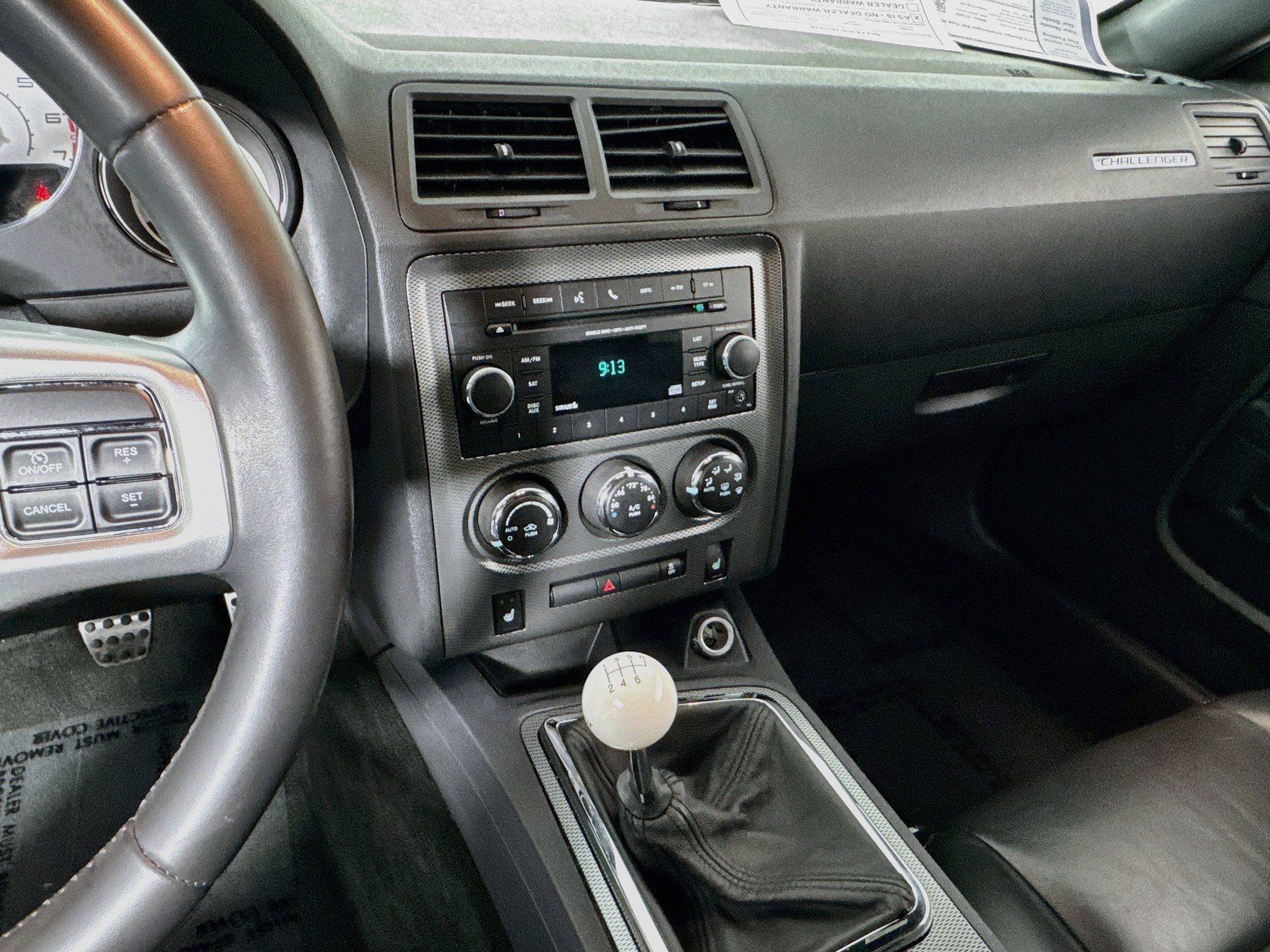 Used 2012 Dodge Challenger R/T RWD image 13