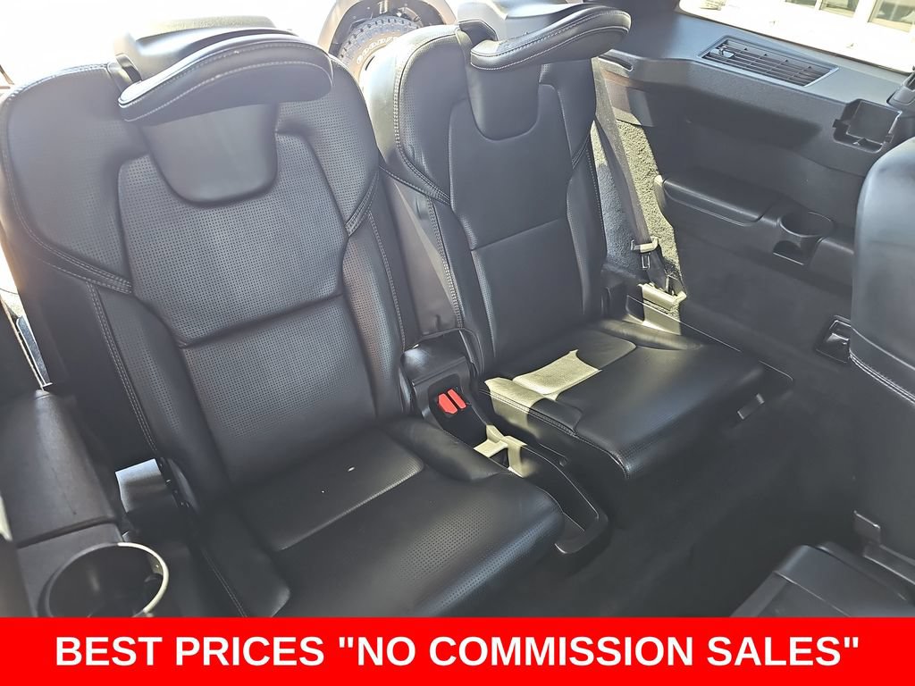 Used 2018 Volvo XC90 T8 Inscription w/ Convenience Package AWD/4WD image 12