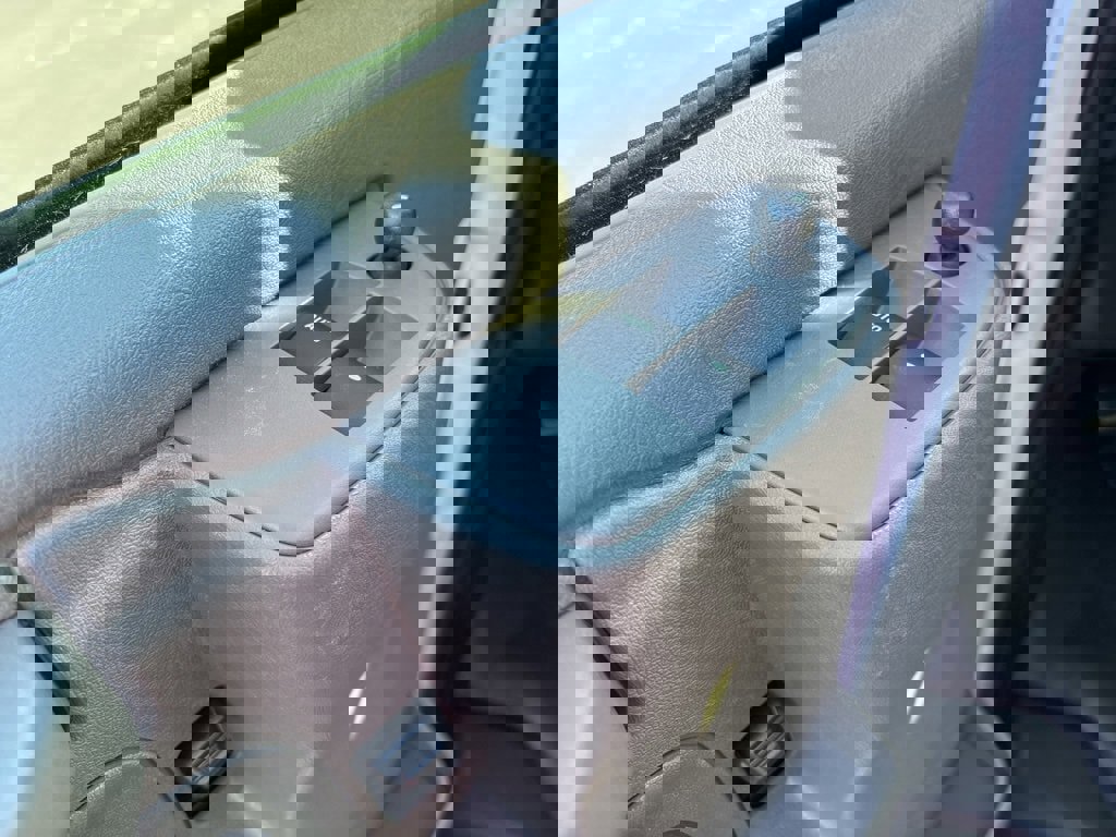 New 2025 Chevrolet Express 3500 Extended w/ Driver Convenience Package image 12