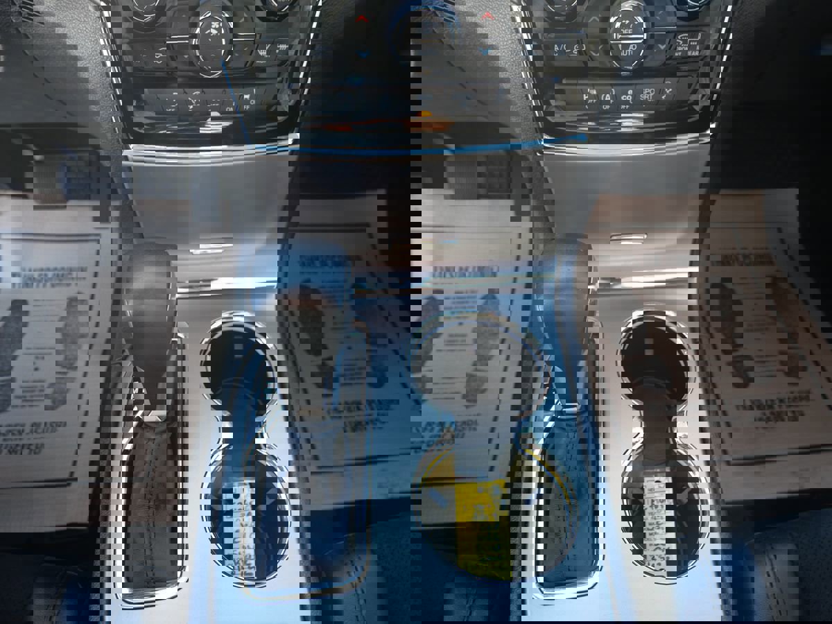 Used 2019 Jeep Grand Cherokee Altitude image 12