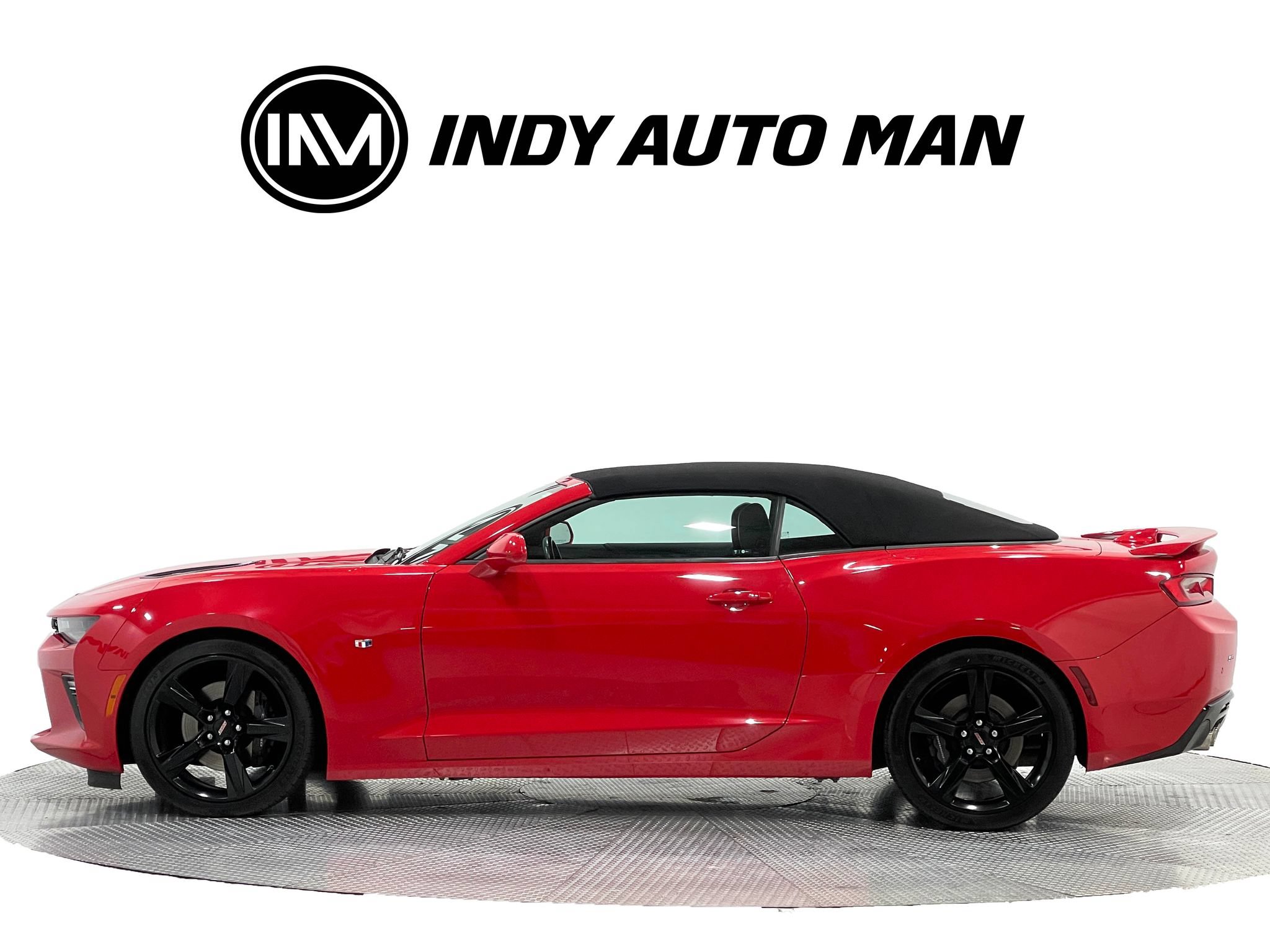 Used 2018 Chevrolet Camaro SS RWD image 7