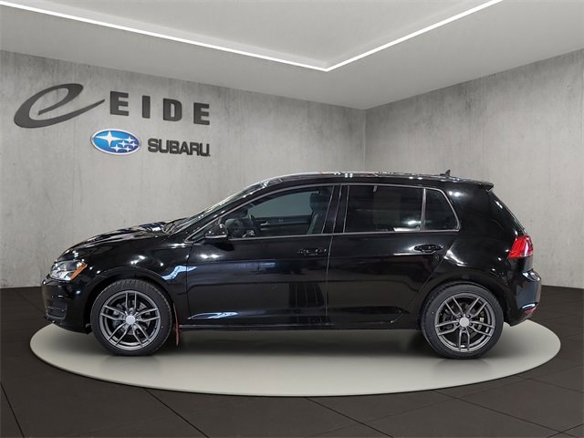 Used 2016 Volkswagen Golf S image 8