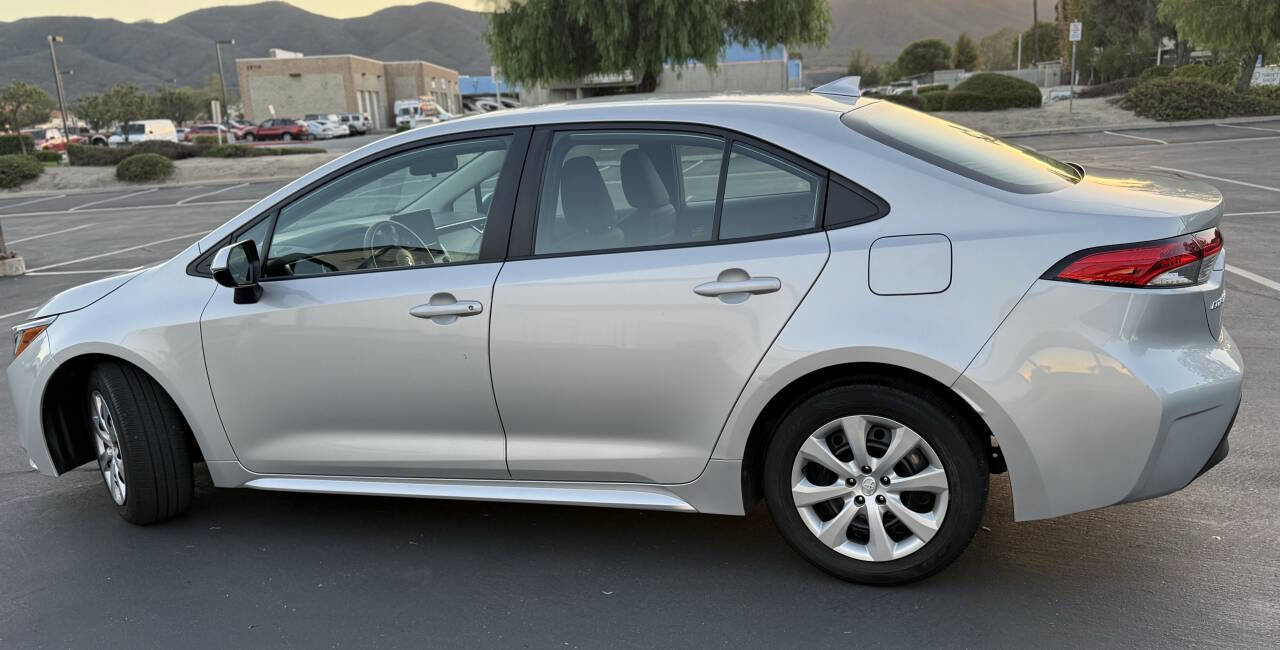 Used 2023 Toyota Corolla LE image 4