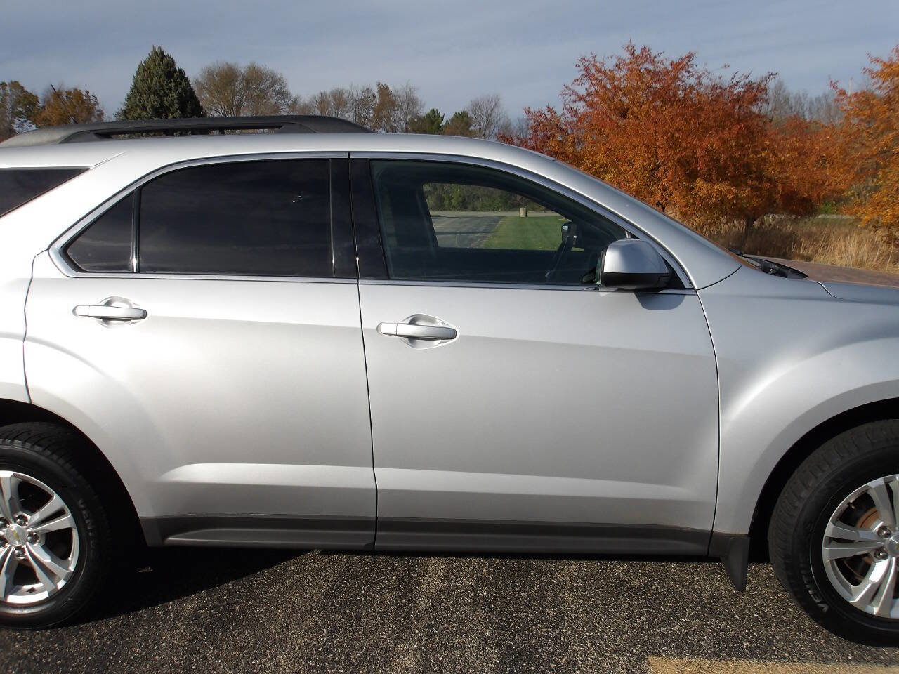 Used 2011 Chevrolet Equinox LT image 28