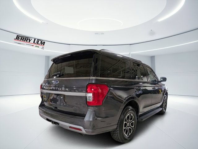 Used 2024 Ford Expedition XLT RWD image 4