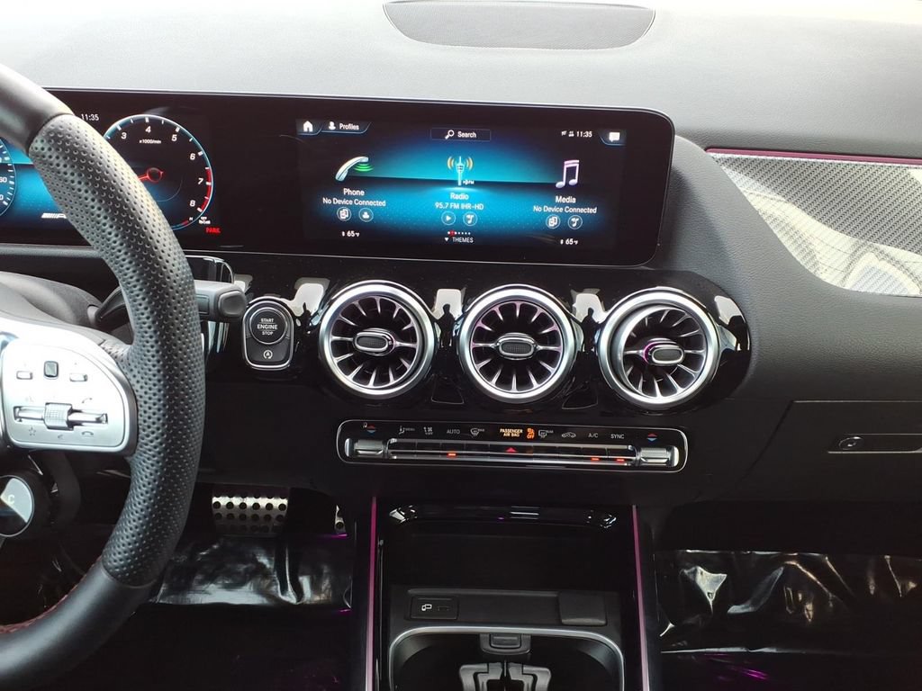 Used 2023 Mercedes-Benz GLA 35 AMG 4MATIC image 14