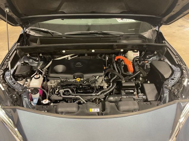 Used 2022 Toyota Venza XLE image 21