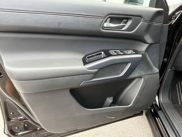 New 2026 Nissan Pathfinder SL AWD/4WD image 22