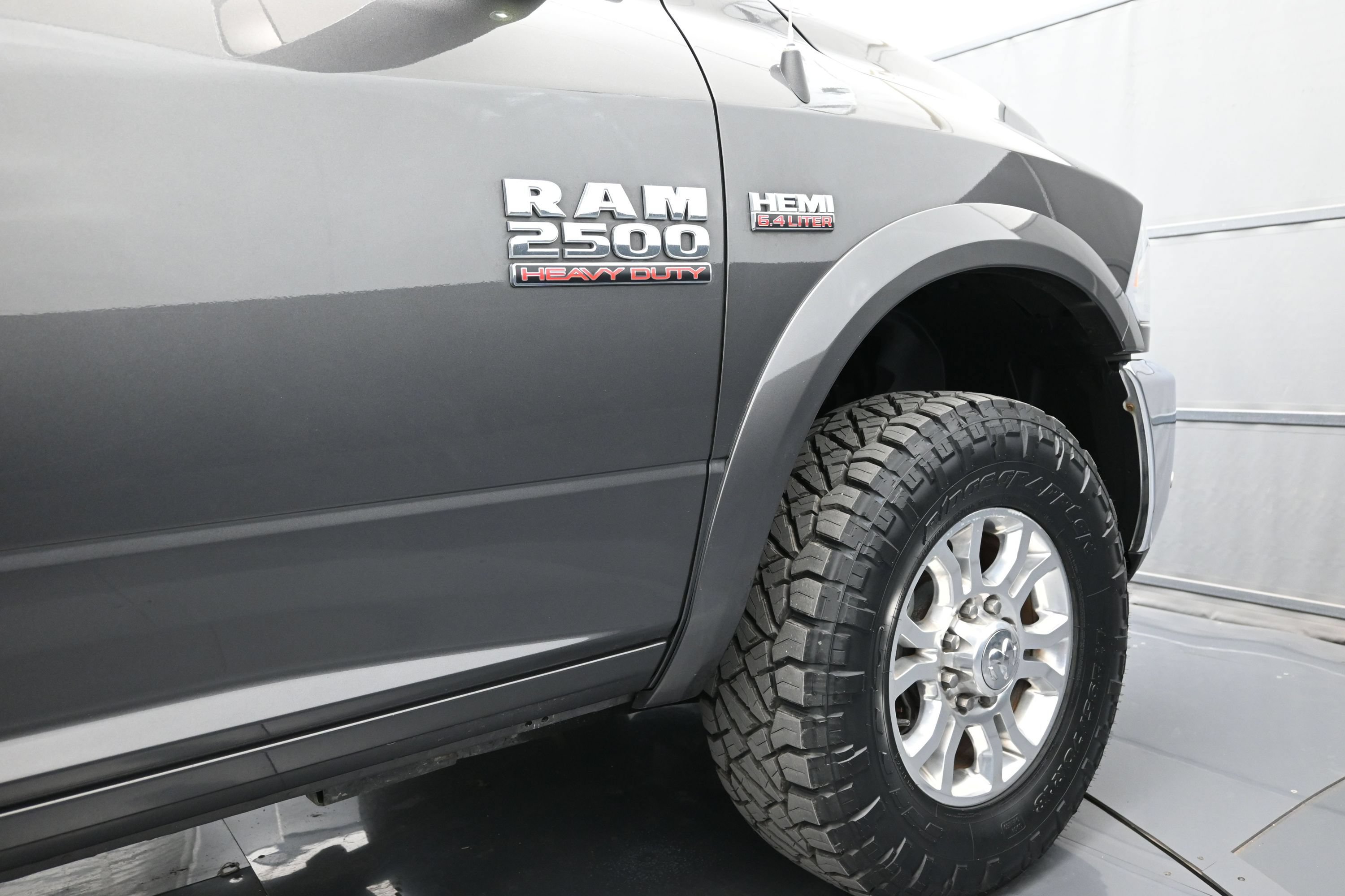 Used 2018 RAM 2500 Laramie w/ Snow Chief Group AWD/4WD image 47