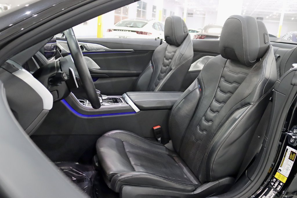 Used 2024 BMW M850i xDrive Convertible AWD/4WD image 32