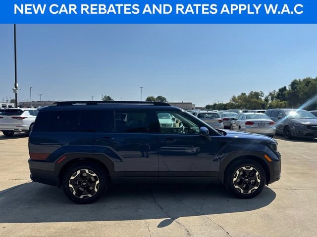 Used 2026 Hyundai Santa Fe SEL FWD image 2