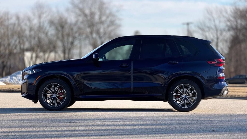 New 2026 BMW X5 xDrive40i image 3