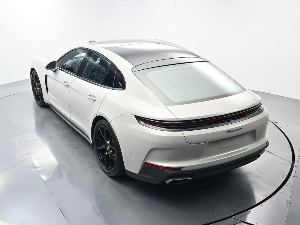 Certified 2025 Porsche Panamera image 37
