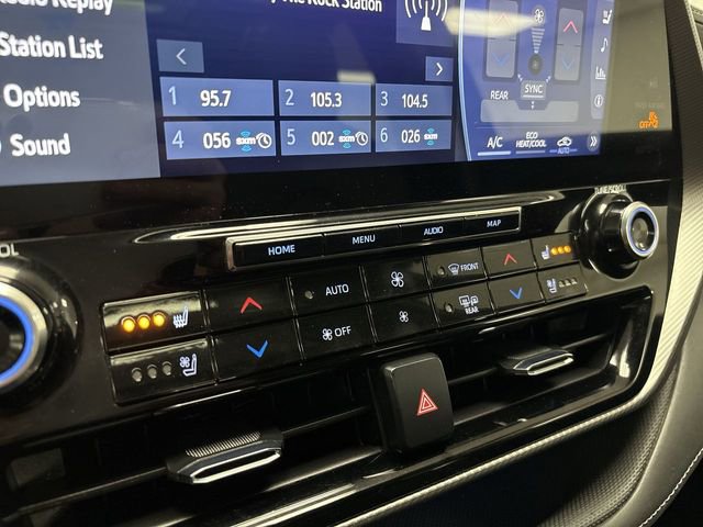 Used 2021 Toyota Highlander Platinum image 43