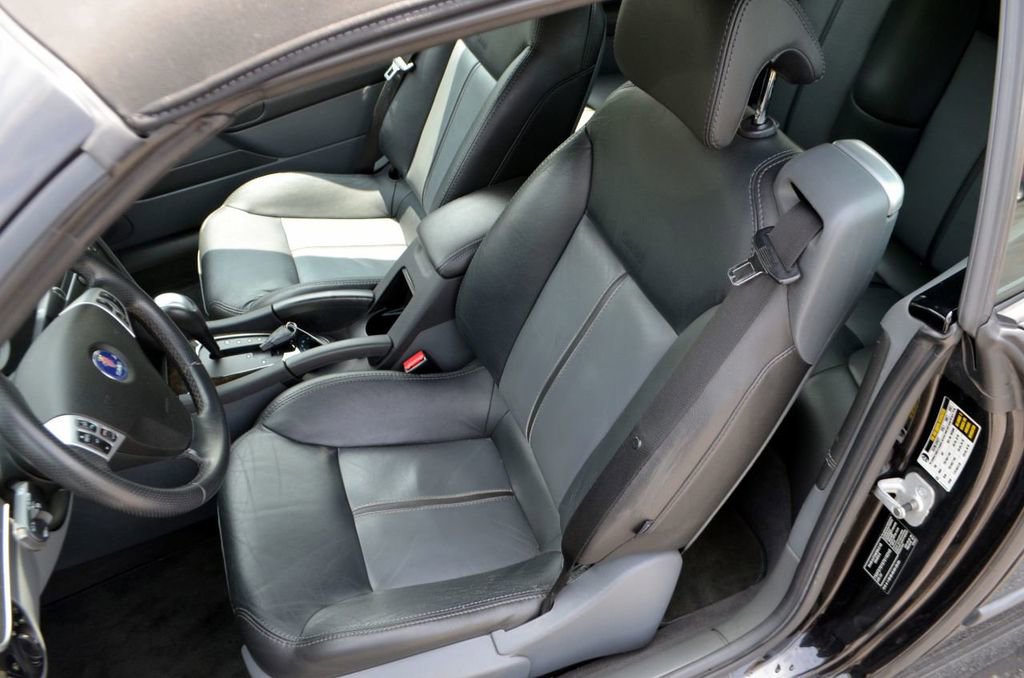 Used 2007 Saab 9-3 2.0T w/ Anniversary Pkg image 12