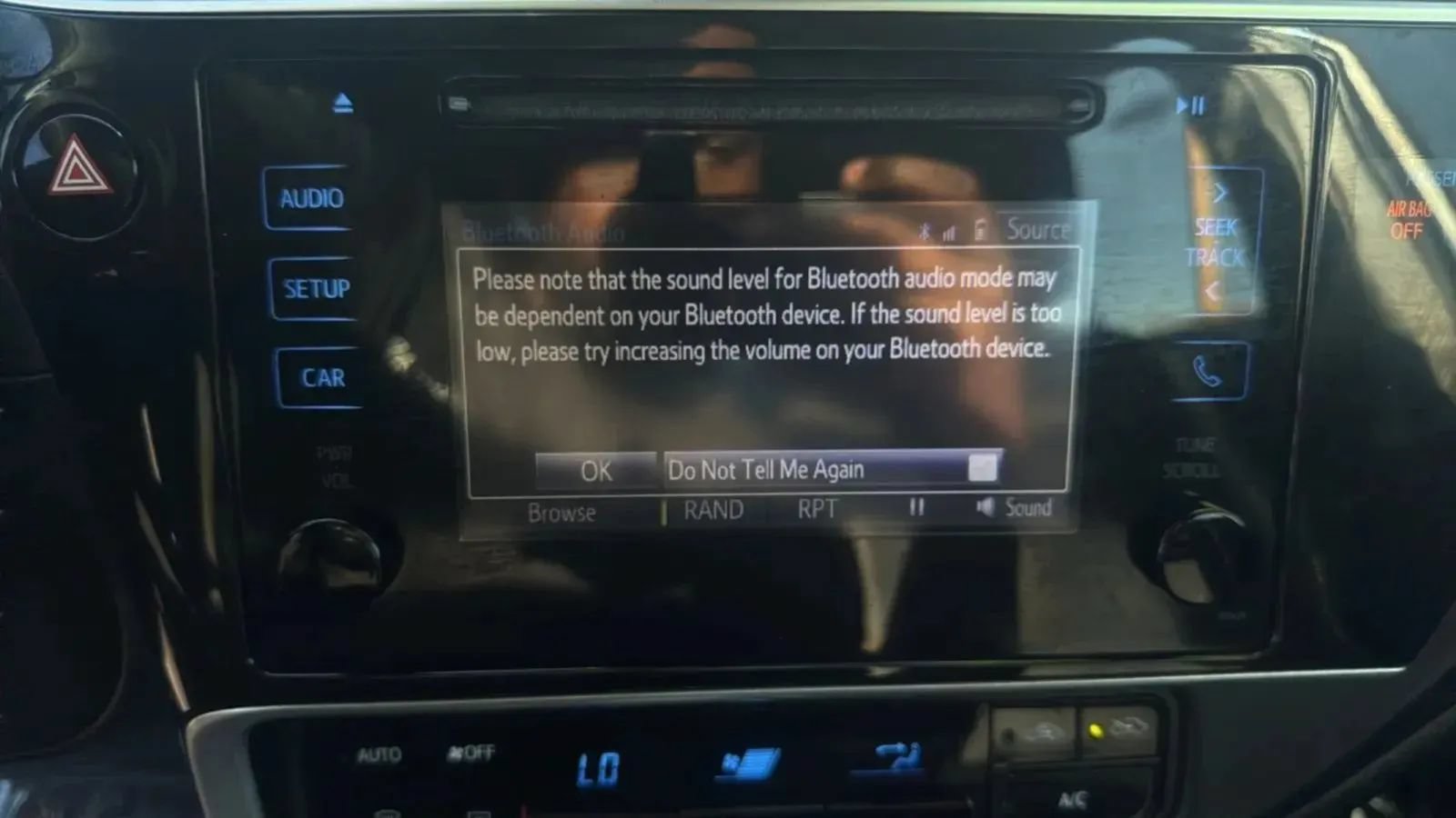 Used 2019 Toyota Corolla LE FWD image 26