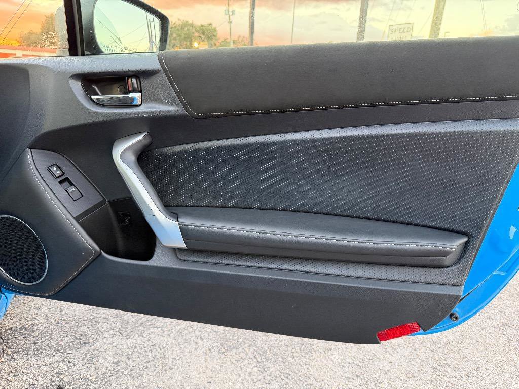 Used 2019 Toyota 86 image 17