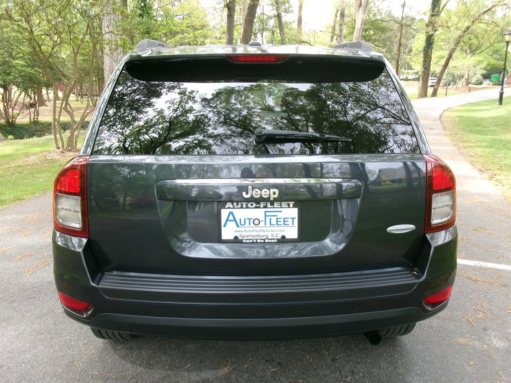 Used 2014 Jeep Compass Latitude w/ Sun/Sound Group FWD image 6