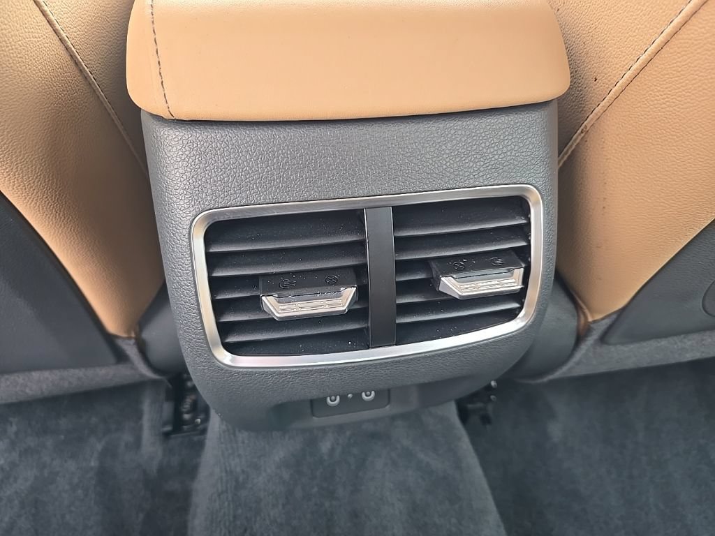 Certified 2025 Hyundai Sonata Limited FWD image 36