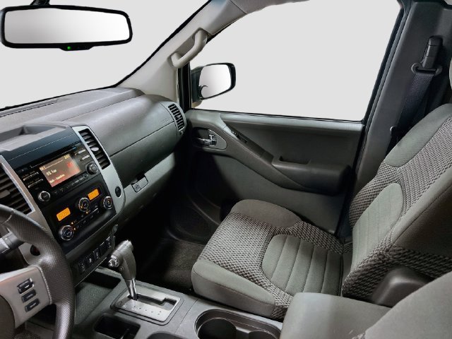 Used 2014 Nissan Frontier SV w/ SV Value Truck Package RWD image 22