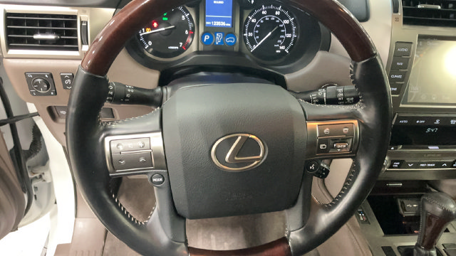 Used 2018 Lexus GX 460 Premium AWD/4WD image 21