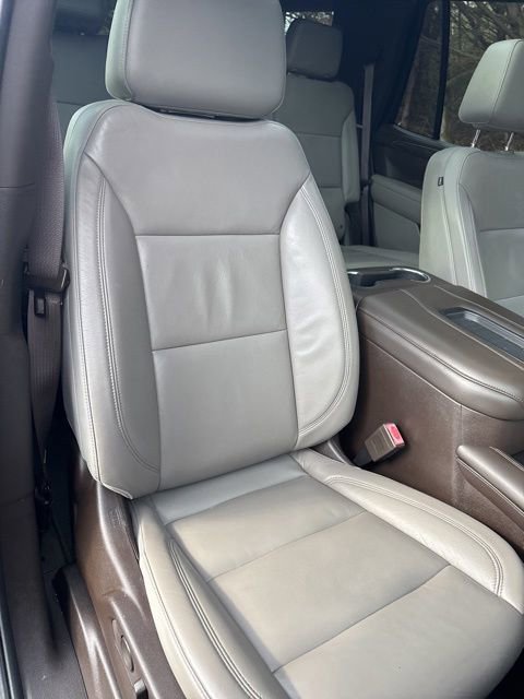 Used 2021 Chevrolet Tahoe LT w/ LT Signature Package image 25