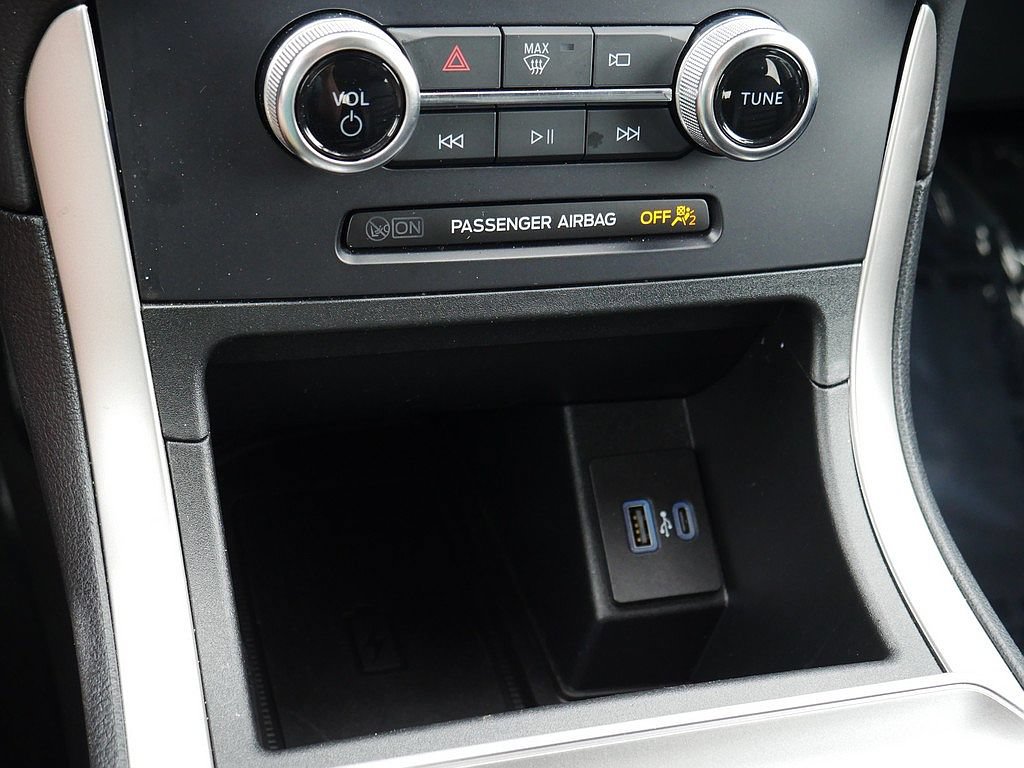 Used 2024 Ford Edge SEL w/ Convenience Package AWD/4WD image 41