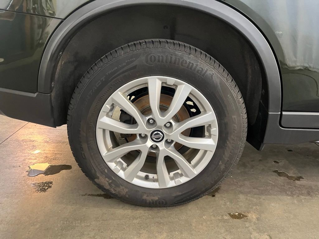 Used 2020 Nissan Rogue SV AWD/4WD image 29