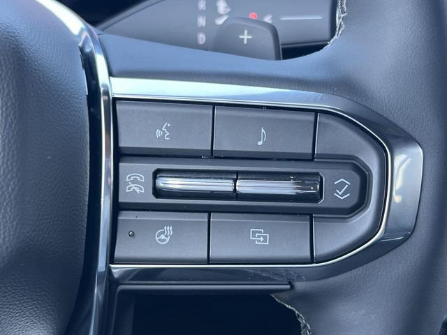 New 2026 GMC Yukon XL Denali w/ Denali Reserve Package image 14