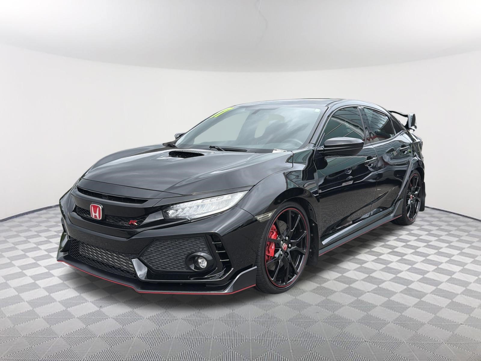 Used 2017 Honda Civic Type R image 3