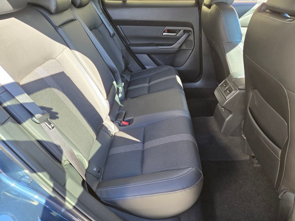 Used 2023 MAZDA CX-50 2.5 S w/ Convenience Package image 19