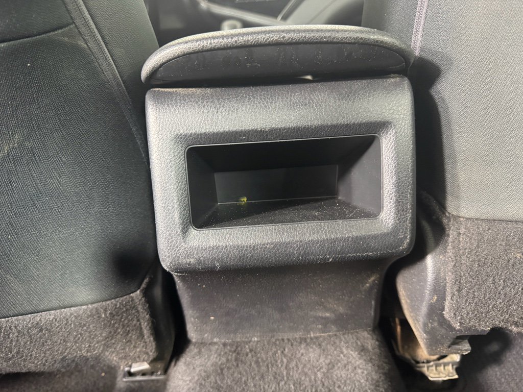 Used 2021 Toyota Camry LE image 34