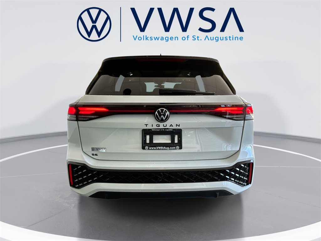 New 2026 Volkswagen Tiguan SE R-Line image 6