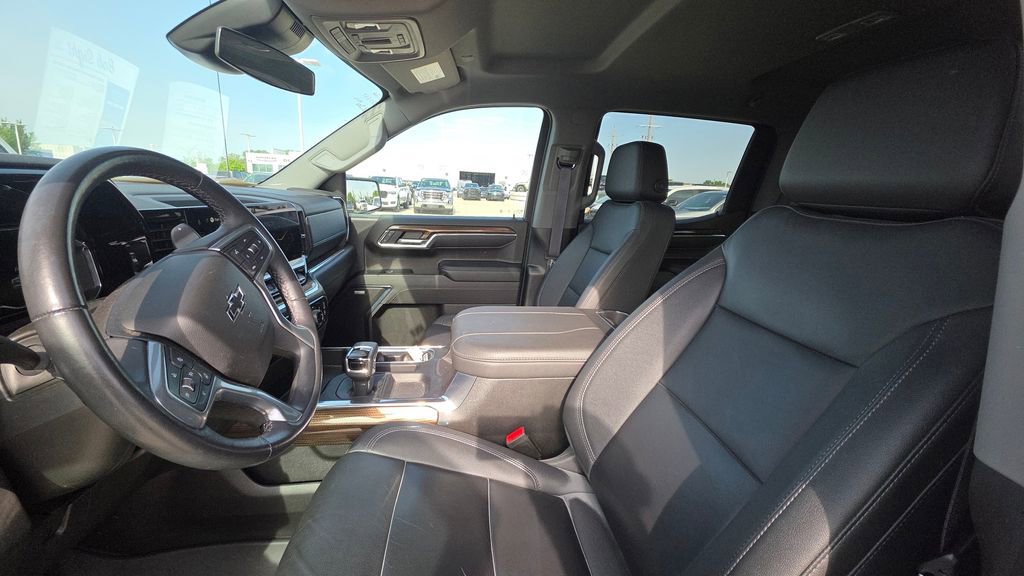 Used 2023 Chevrolet Silverado 1500 RST w/ RST All Star Premium Package AWD/4WD image 11