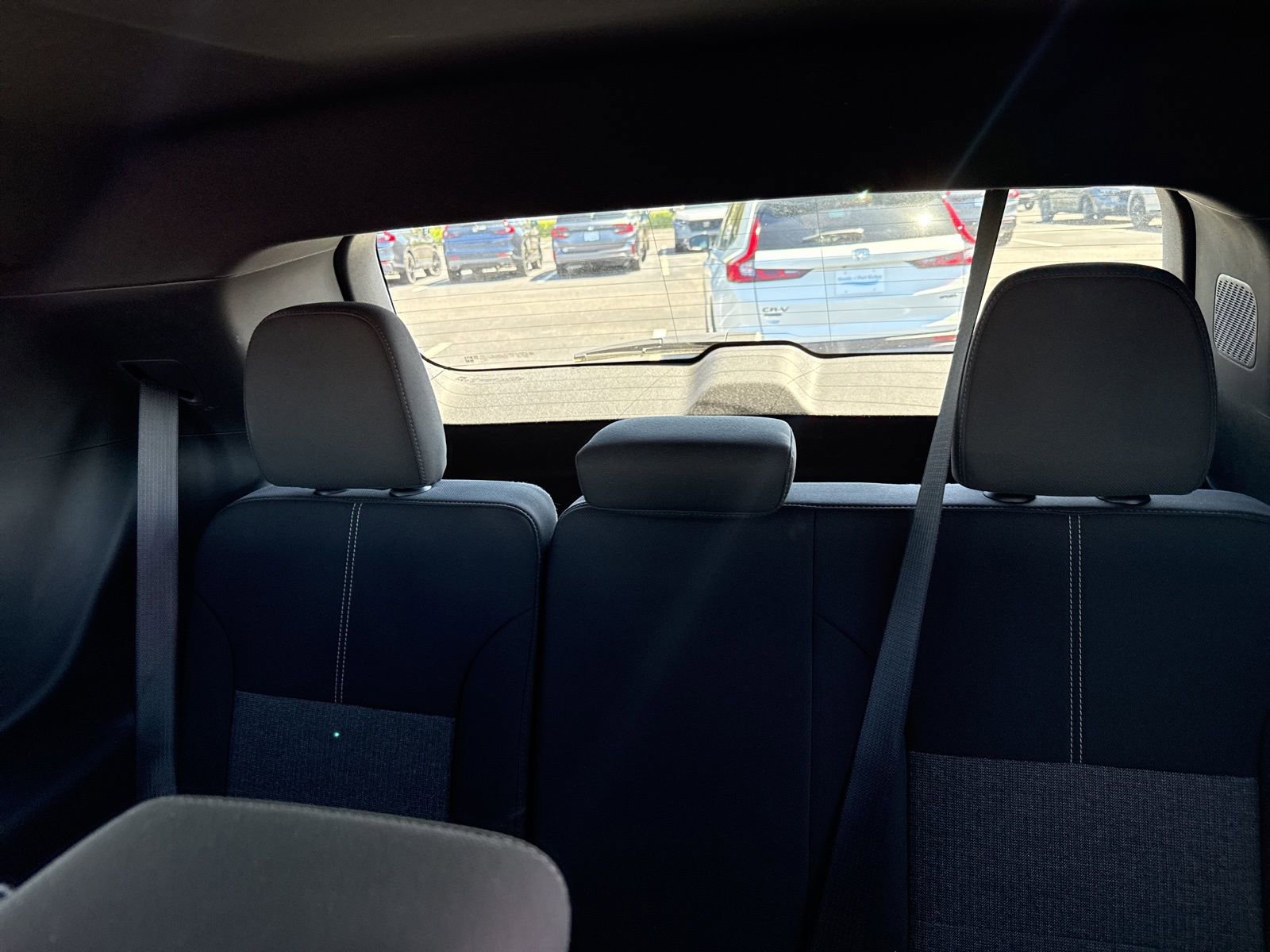 Used 2025 GMC Acadia Elevation image 9