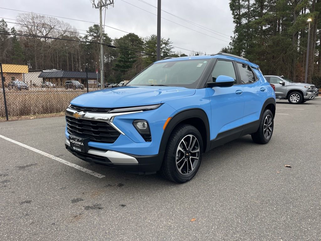 Used 2024 Chevrolet TrailBlazer LT w/ LT Cold Weather Package