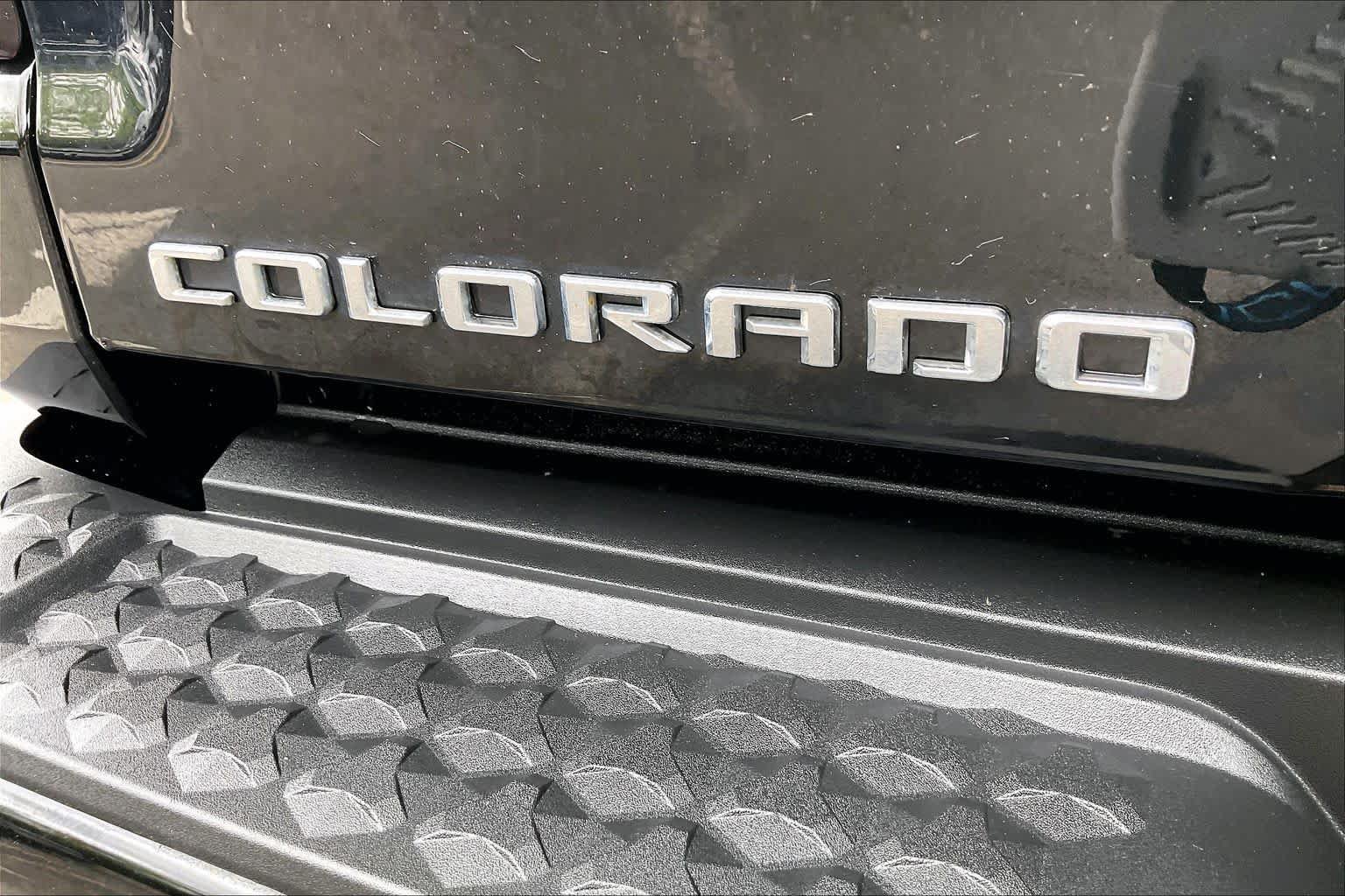 Used 2023 Chevrolet Colorado Trail Boss w/ Advanced Trailering Package AWD/4WD image 10