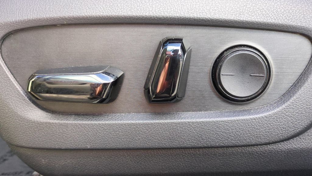 Used 2024 Lexus NX 250 FWD w/ Cold Area Package image 16